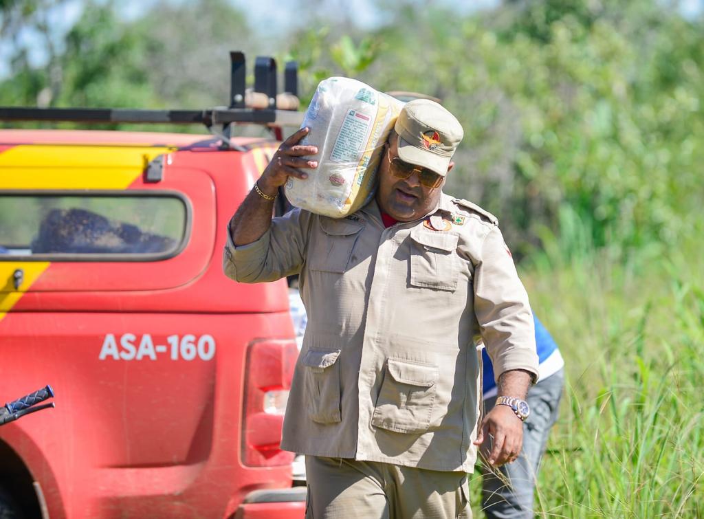 Governo de Goiás entrega benefícios sociais a famílias de assentamentos rurais localizados em Flores de Goiás 