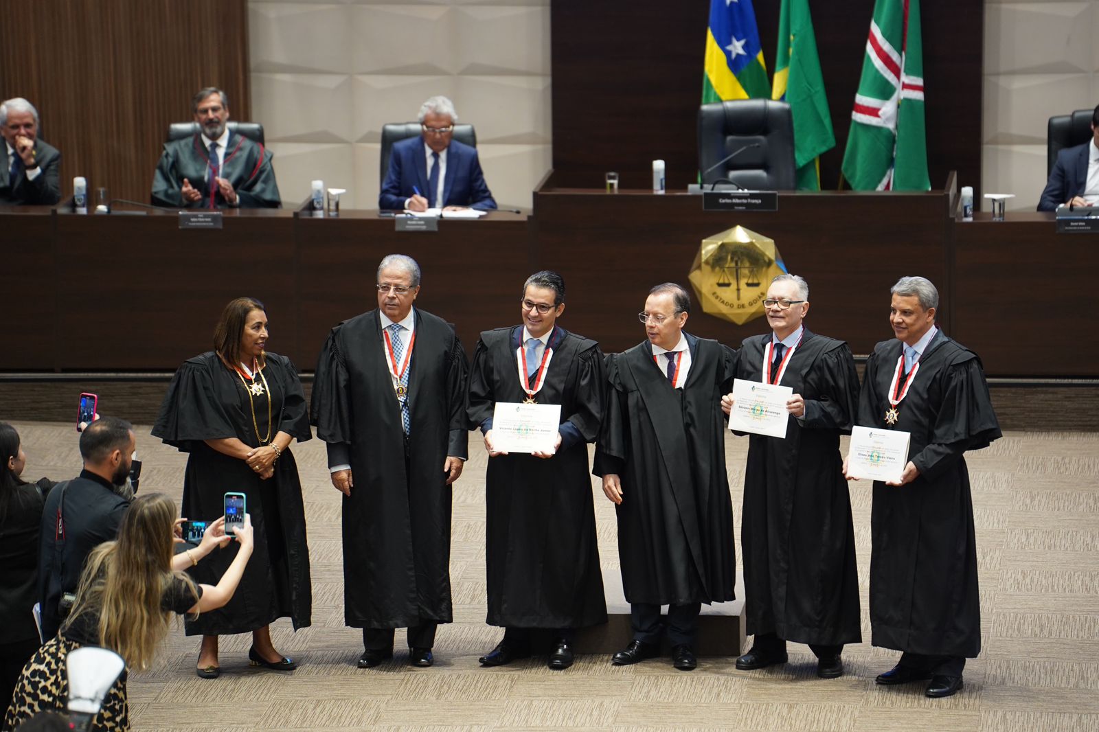 Em solenidade de posse de novos desembargadores, governador Ronaldo Caiado defende busca por celeridade no Judiciário