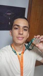 Eduardo Moreira Furtado, ex-aluno do Colégio Estadual Jardim Europa, em Goiânia, foi medalhista na 15ª, 16ª e 17ª edição da OBMEP e, hoje, cursa Direito na Universidade Federal de Goiás (UFG)